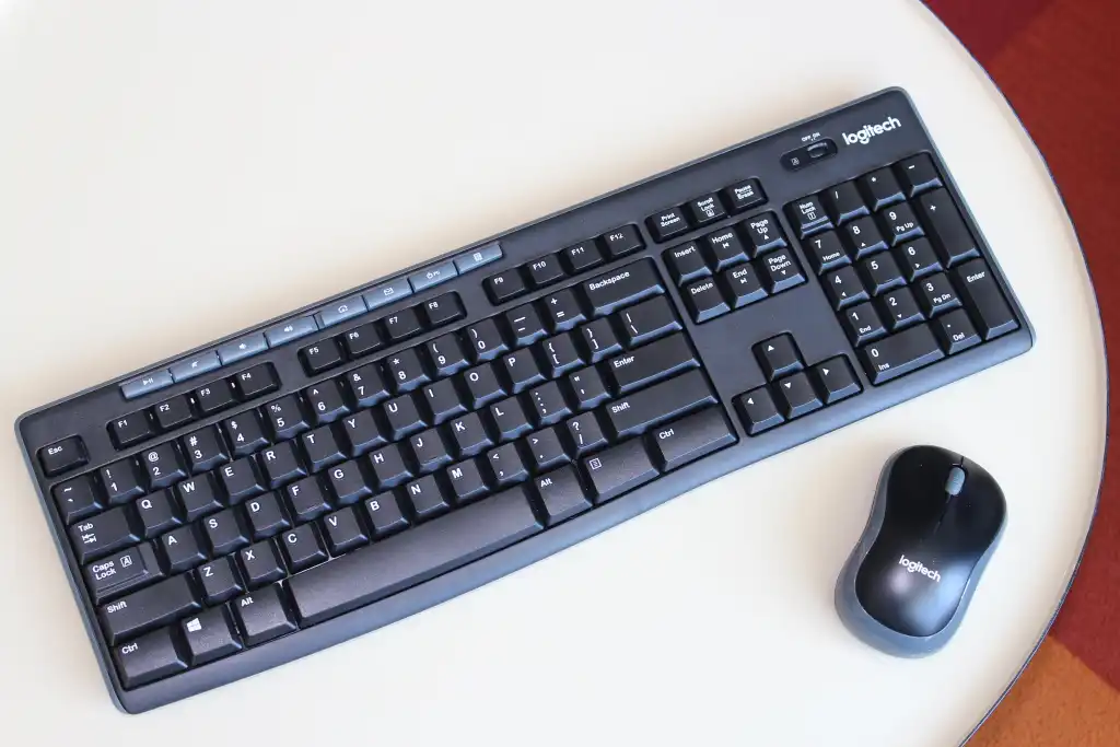 Logitech MK270 Wireless Mouse & Keyboard
